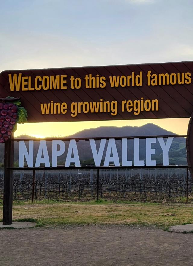 Welcome to Napa Valley sign