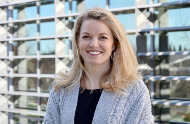 Headshot of Carin Hotaling