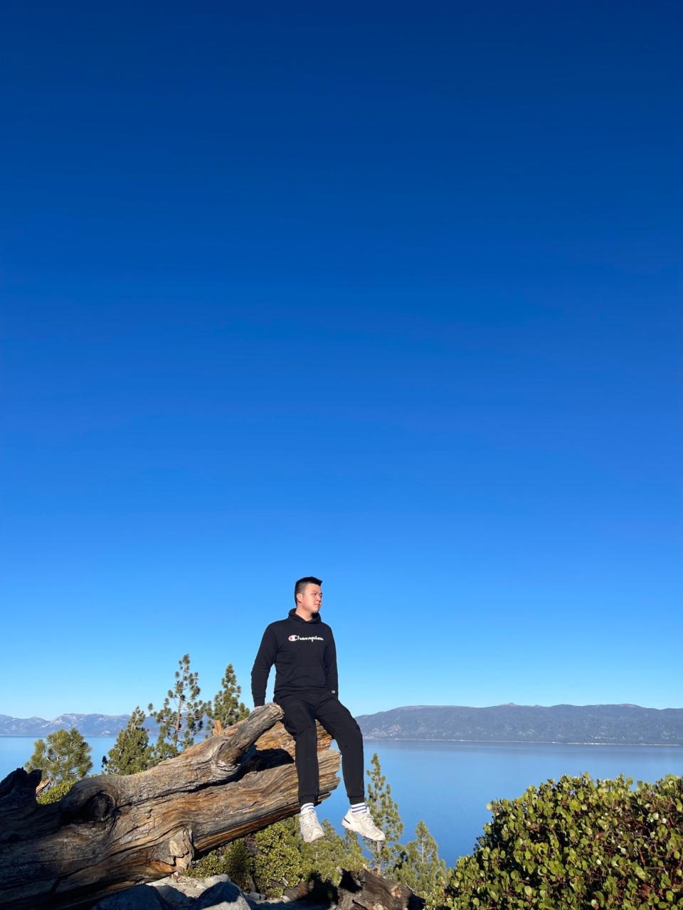 Ethan Meng MSBA 22 on a hike in San Francisco