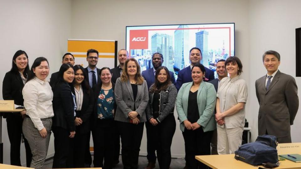 MBA students with Lauren Younger American Chamber of Commerce in Japan
